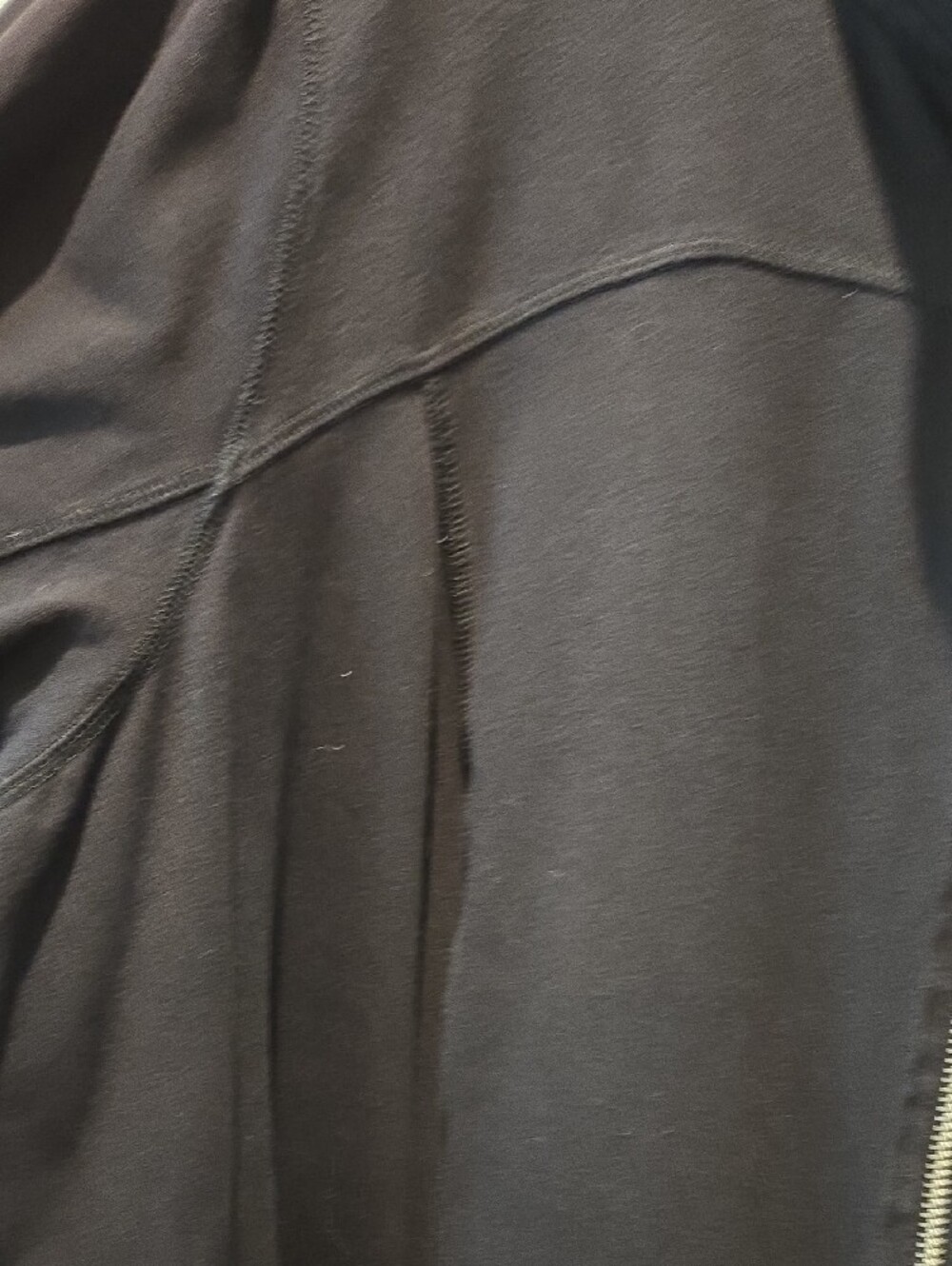 Livi Active Black Logo Tee - Picture 4 of 7